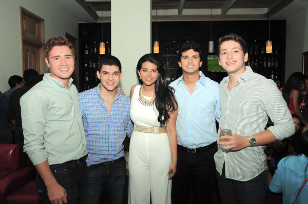 Happy birthday Valeria Hawit