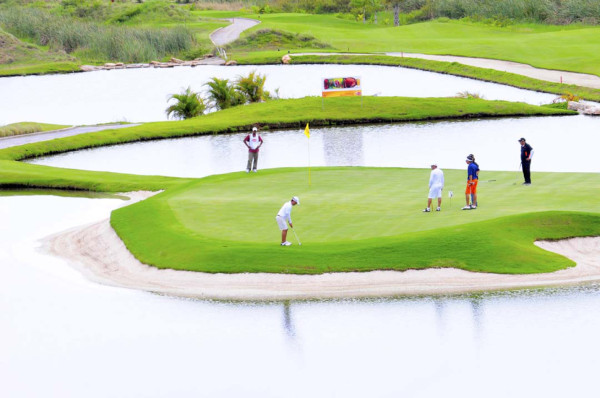 Lipton Golf Cup en Roatán