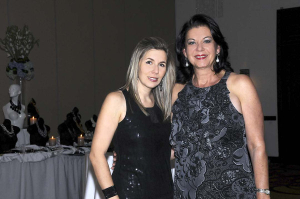 Cóctel de la Fundación Buckner