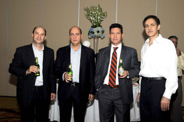 Cóctel de la Fundación Buckner