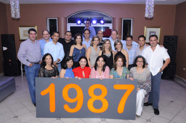 25 años de graduados de la EIS