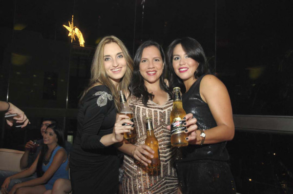 Turn up the night en Hanawa