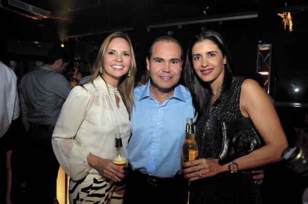 Turn up the night en Hanawa