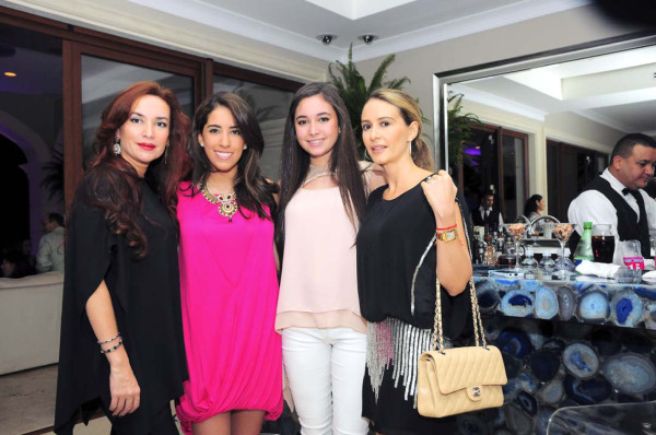 Wine night para Carolina Kafati