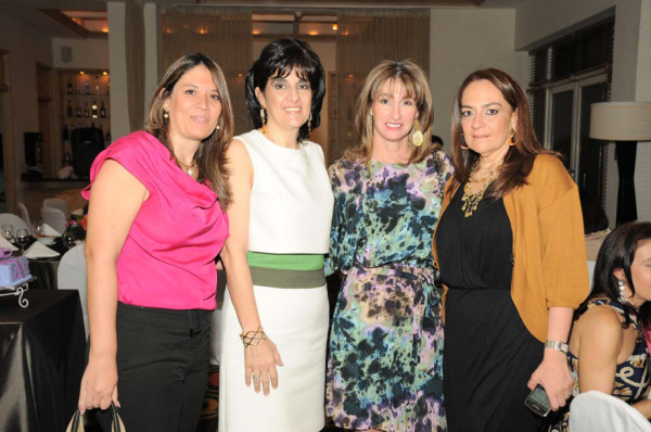 Happy Birthday Maribel Andonie!