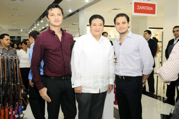 Carrion abre en Galerías del Valle