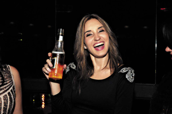 Turn up the night en Hanawa