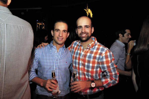 Turn up the night en Hanawa