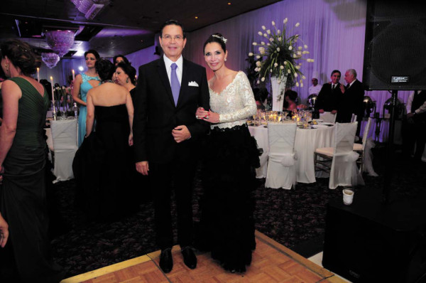 La boda de Juan Carlos Canahuati y Natalie Pagels