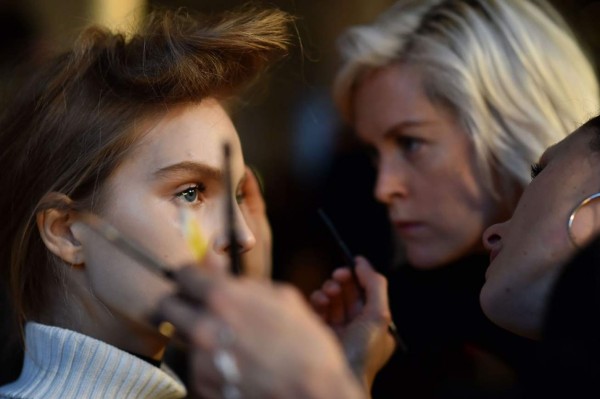 Así es el backstage de London Fashion Week!