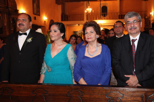 La boda de René Serrano y Elisa García