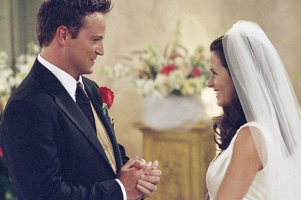 Hoy hace 18 años Mónica y Chandler se casaron en nuestra serie preferida, Friends