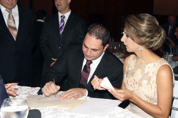 Boda civil Ganineh- Maloff