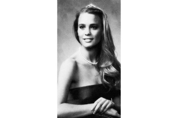 Robin Wright<br/>