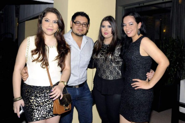 Miller Time en Nau Lounge
