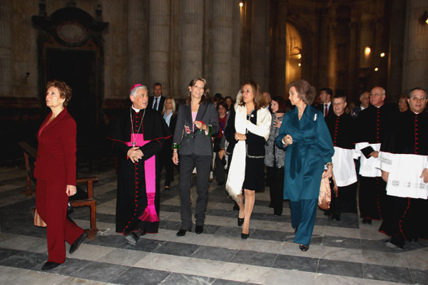 La reina Sofía visita Cádiz con las primeras damas iberoamericanas