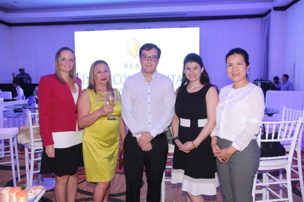 Noche de cóctel en el hotel Real Intercontinental