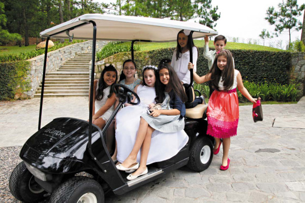 La primera comunión de Gaby Abudoj