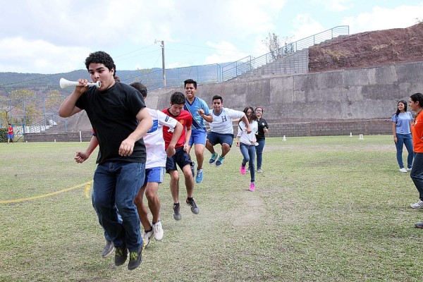#FridayFunday en Macris