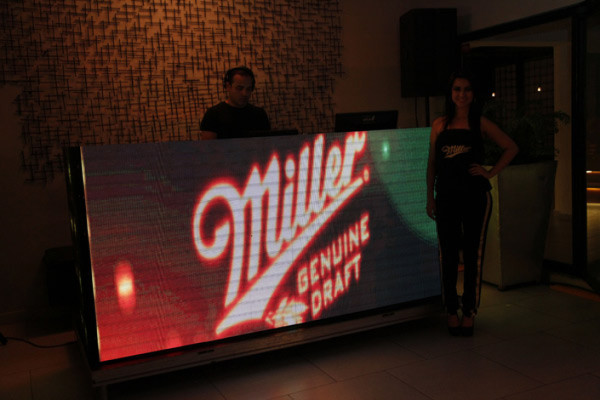 After office en Tong’s