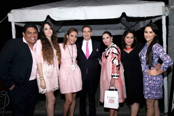 Rotundo éxito ESTILO Pink Party 2014