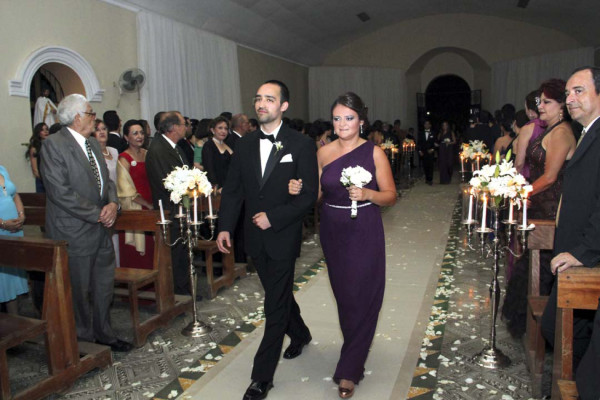 La boda de Neto Lázarus y Elisa Welchez