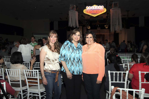 Desfile de modas de la EIS