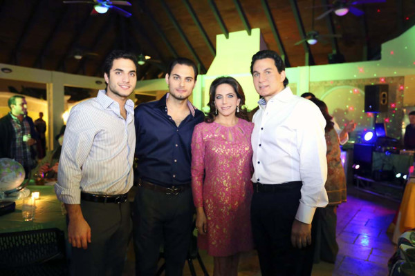 Fiesta para Natalie Pagels y Tavi Canahuati