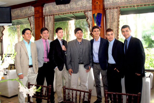 Desayuno de la Escuela Valle de Sula