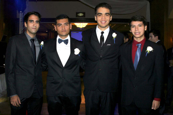 Grad night de la Academia Americana