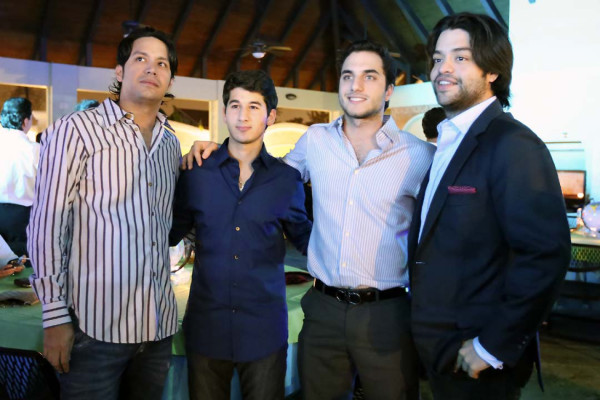 Fiesta para Natalie Pagels y Tavi Canahuati