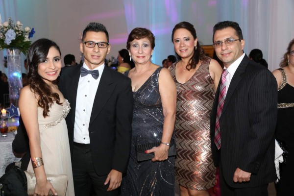 Prom night de la International School