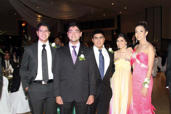 Prom de la Escuela Episcopal
