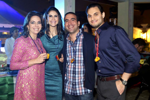 Fiesta para Natalie Pagels y Tavi Canahuati