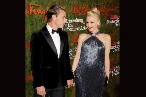 Gwen Stefani debuta su baby bump!