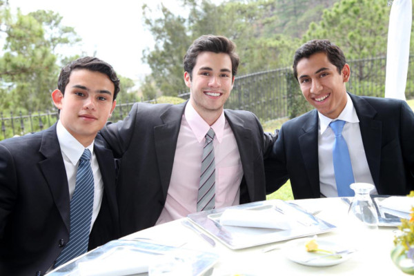 Senior lunch de la Americana