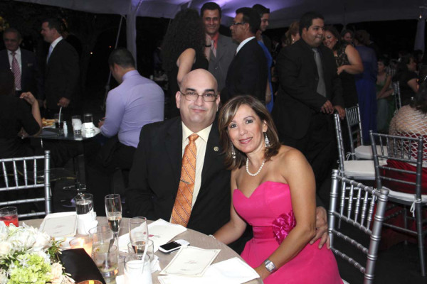 La boda de Neto Lázarus y Elisa Welchez