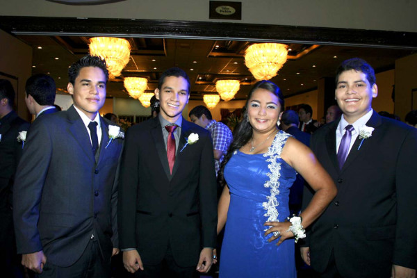 Grad night de la Academia Americana