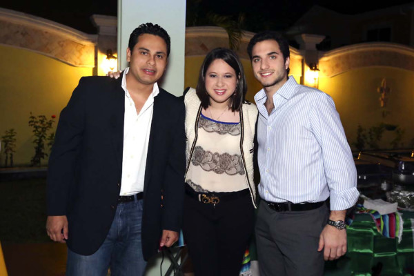 Fiesta para Natalie Pagels y Tavi Canahuati