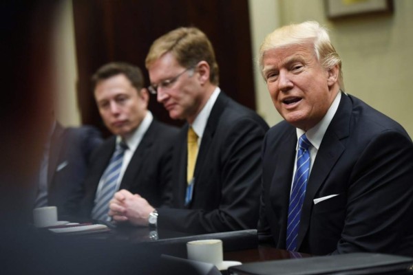 La Casa Blanca restringe la vestimenta