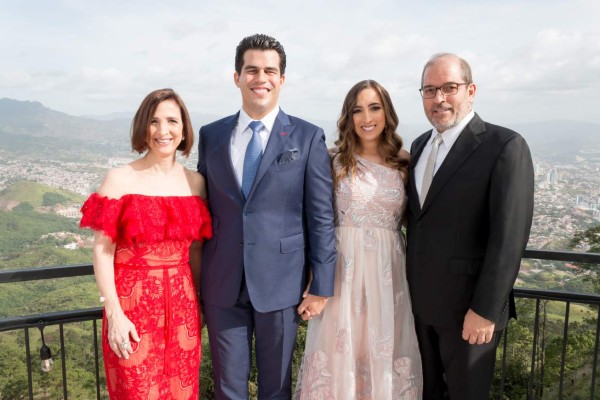La boda civil de Paola Argüello y Mario Agüero