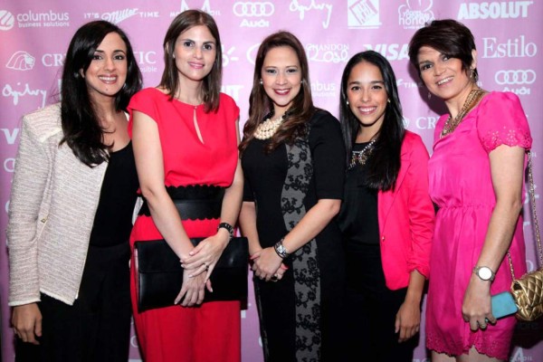 Rotundo éxito ESTILO Pink Party 2014