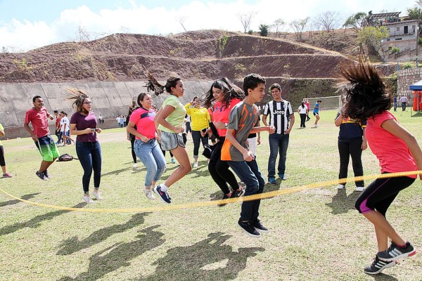 #FridayFunday en Macris