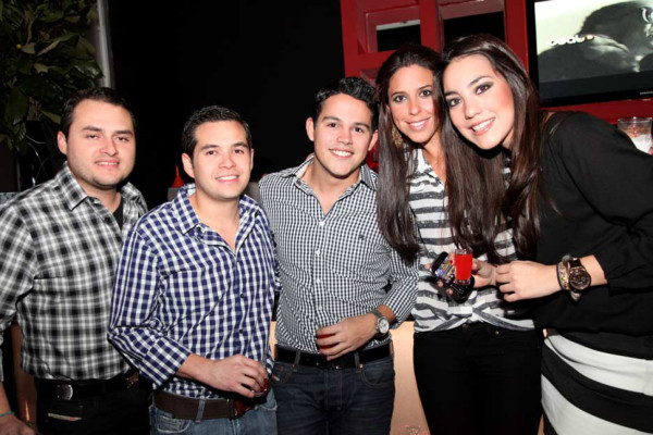 Black party del Arca de Honduras