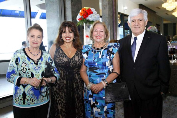 Cumpleaños de Maruca Reyes Noyola!