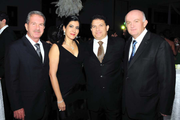 La boda de Mario Cerna e Isabel Fonseca
