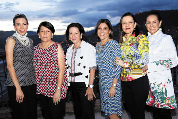 Pink party a beneficio de FUNHOCAM