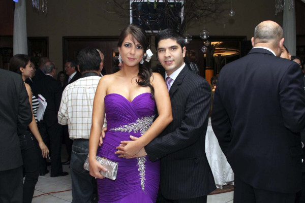 Alejandra Hernández y Víctor Barnica.