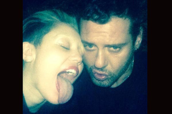 Shocking! Miley Cyrus cambia su look otra vez
