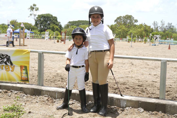 Competencia ecuestre de salto en La Lima